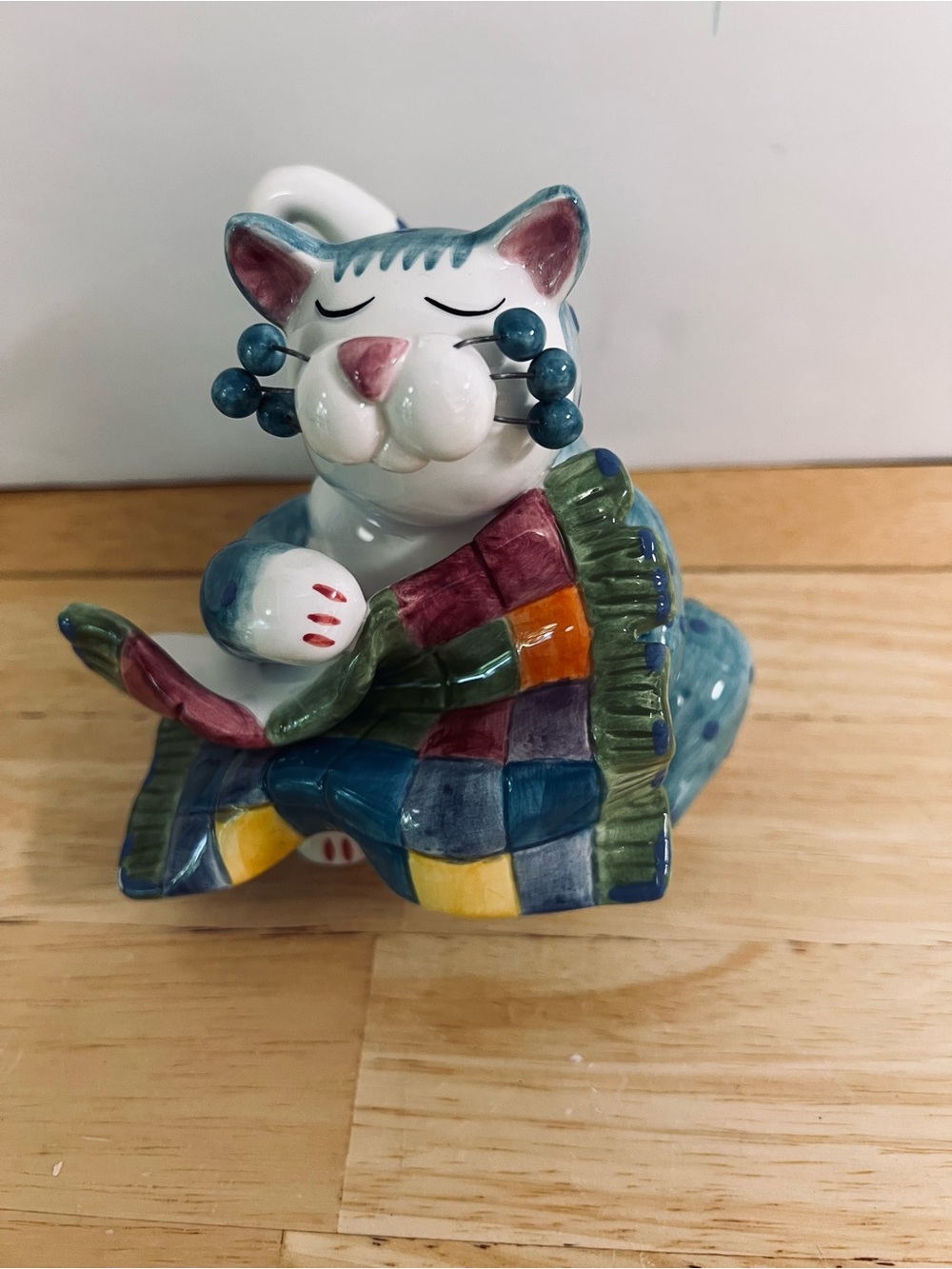 Vintage 2002 Amy Lacombe WhimsiClay Cat with Quilt Figurine small flaws READ